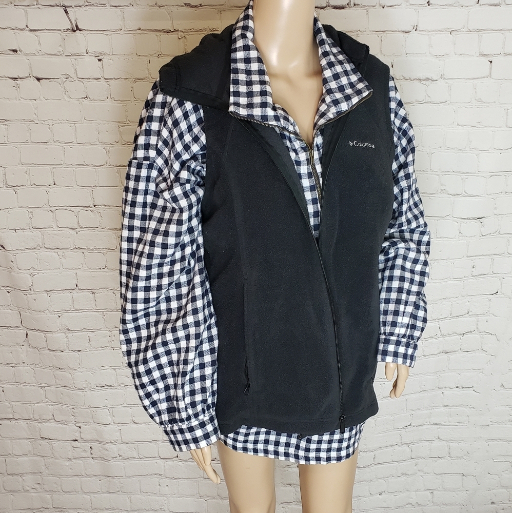 Women's black Columbia vest